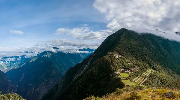 montaña para Choquequirao Trek